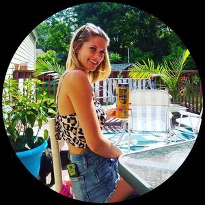 Meet your Posher, Christine